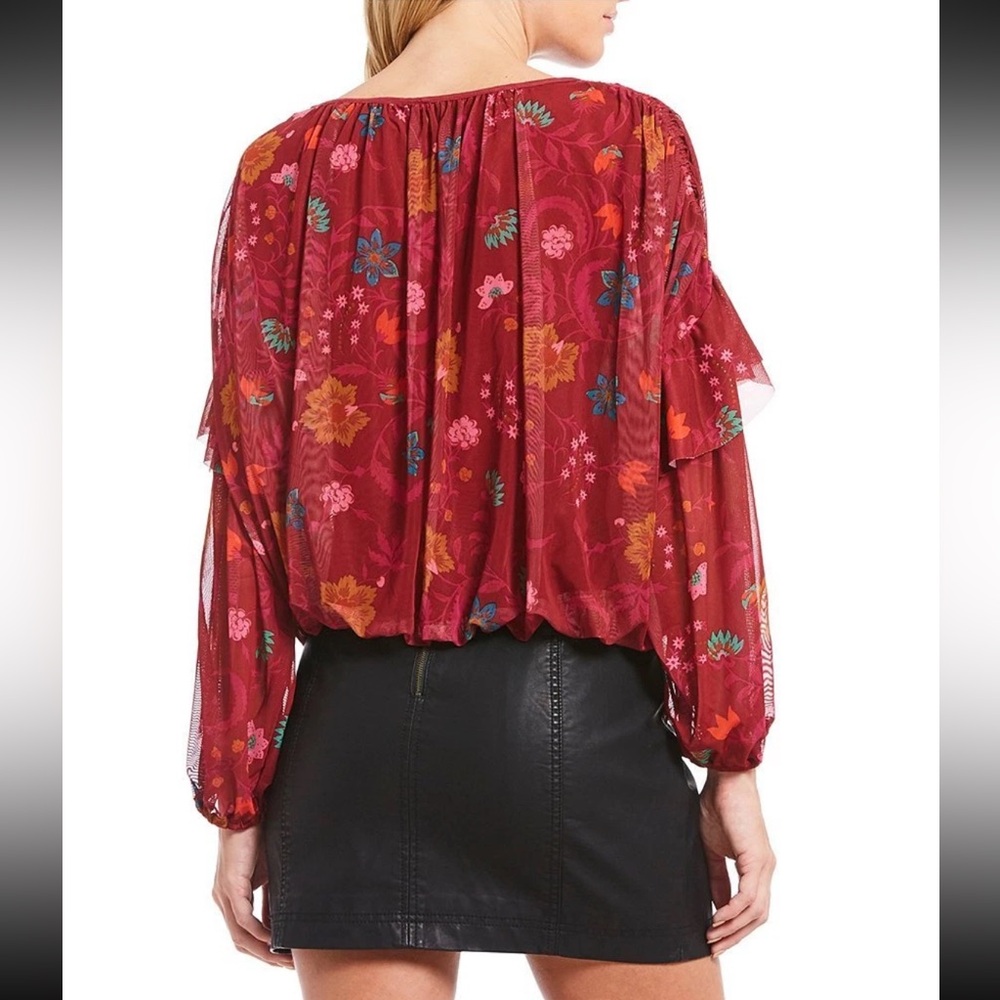 Free People Top Floral Wildflower Honey size Small